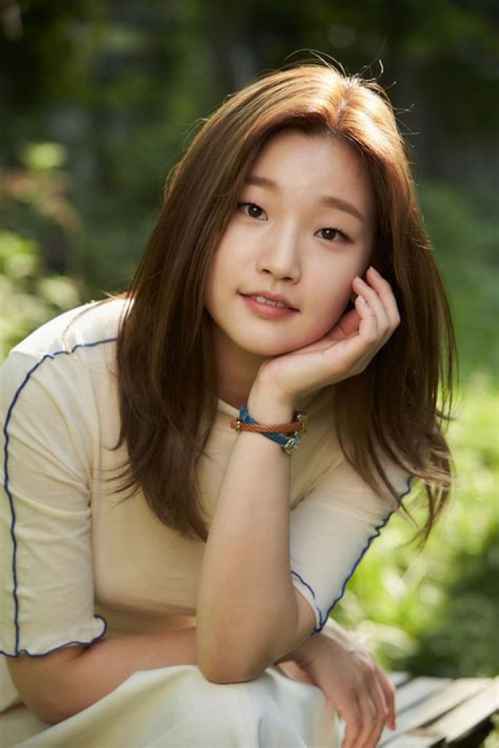 Park So Dam- Age, Bio, Wiki, Boyfriend, Weight, Height, Net Worth, Career