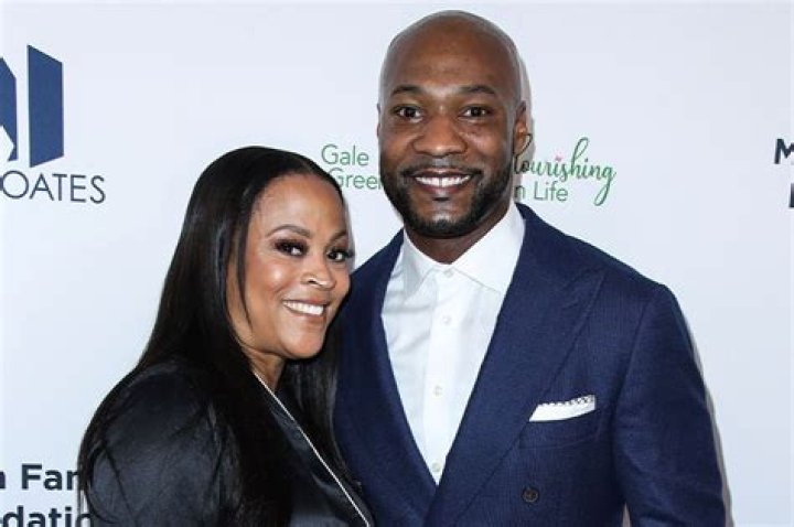 Pastor Keion Henderson- Net Worth, Bio, Age, Family, Height, Career