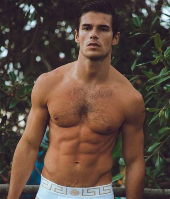 
Paul Forman- Wiki, Age, Height, Net Worth, Girlfriend, Ethnicity	