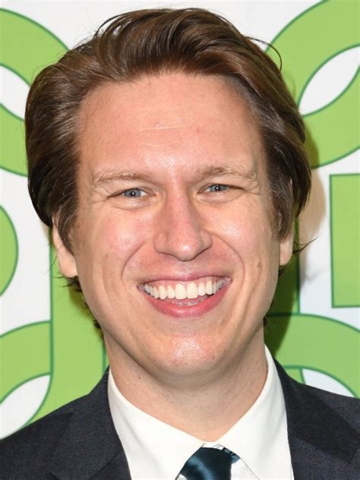 Pete Holmes- Wiki, Age, Height, Net Worth, Wife, Ethnicity