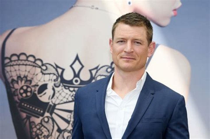 Philip Winchester- Wiki, Age, Wife, Ethnicity, Net Worth, Height, Career