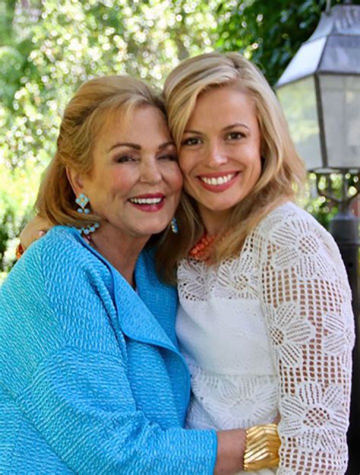 
Katie George Family: Is She the Daughter of Phyllis George? Are They Related?	