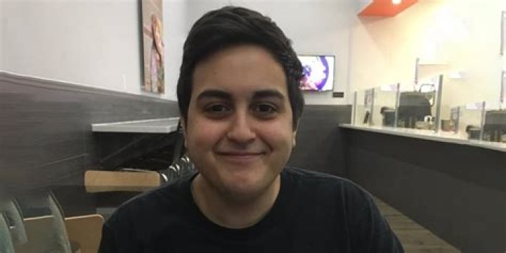 Pokelawls- Net Worth, Bio, Age, Nationality, Girlfriend, Height, Career