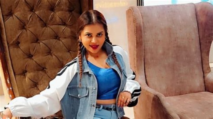 Pooja Poddar- Wiki, Age, Height, Net Worth, Boyfriend, Ethnicity