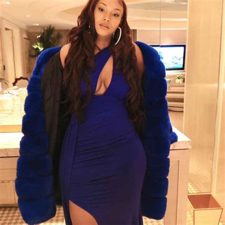 Queen Beast- Biography, Age, Height, Husband, Net Worth