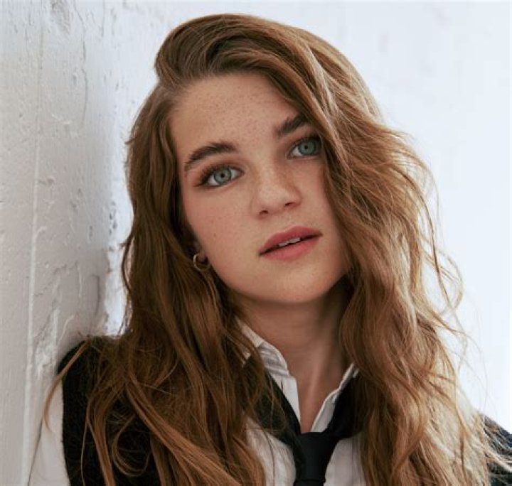 Raegan Revord- Age, Bio, Boyfriend, Height, Ethnicity, Net Worth