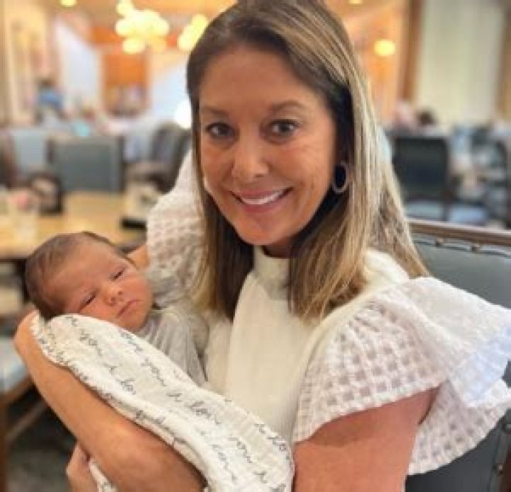 
Randi Martin Boyfriend: Who Is She Dating? All About Patrick Mahomes Mom	