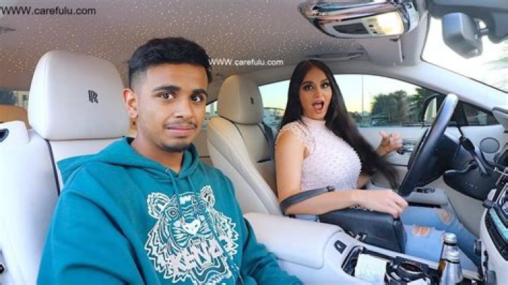 Rashed Belhasa- Net Worth, Bio, Age, Girlfriend, Height, Nationality, Career