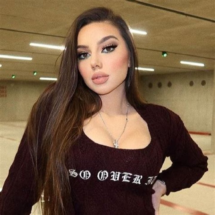 Rashel Kolaneci- Net Worth, Bio, Age, Dating, Height, Career