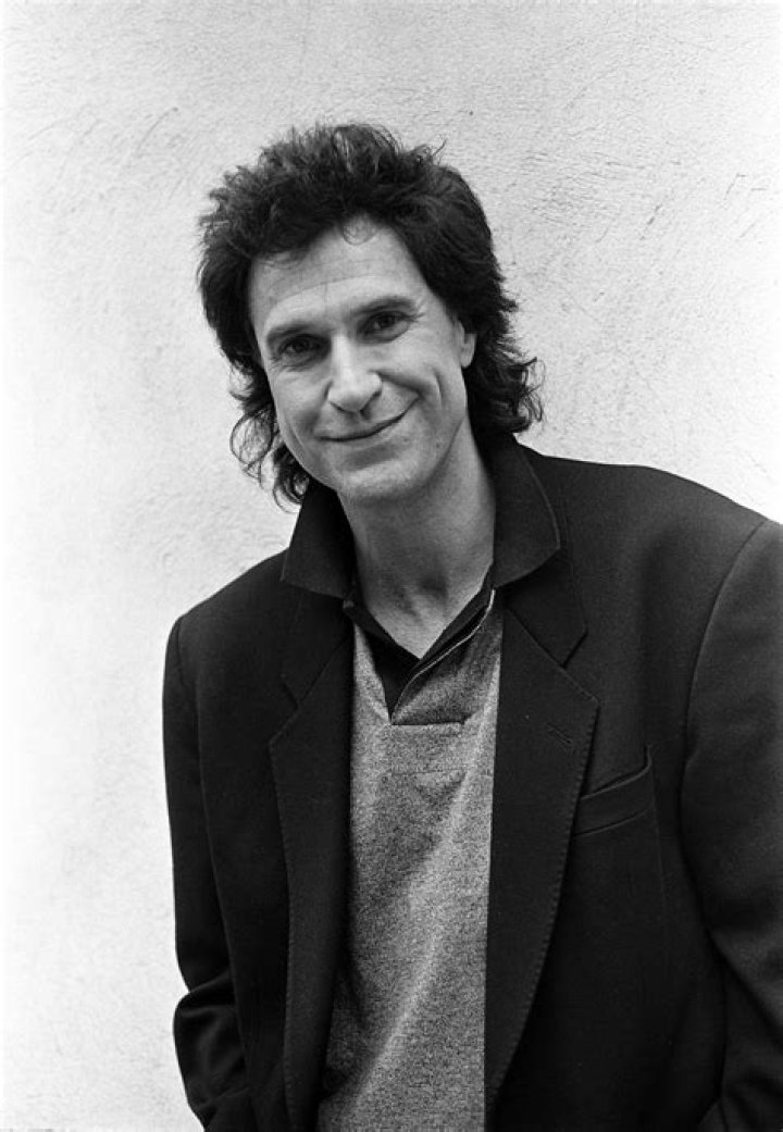 Who is Ray Davies? Age, Height, Weight, Dating, Career, Net Worth (Biographygist)