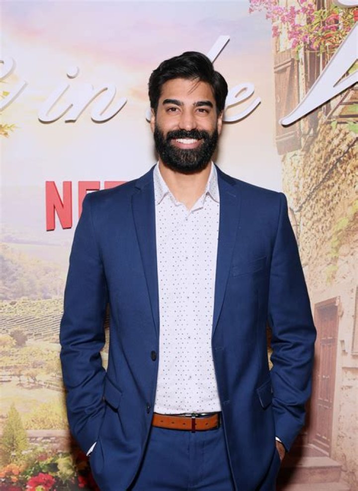 Raymond Ablack- Bio, Age, Height, Net Worth, Girlfriend, Dating