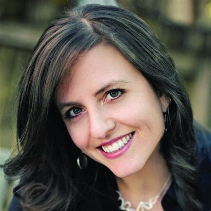 Who Is Rebecca Skloot? Wiki, Age, Height, Husband, Net Worth, Ethnicity