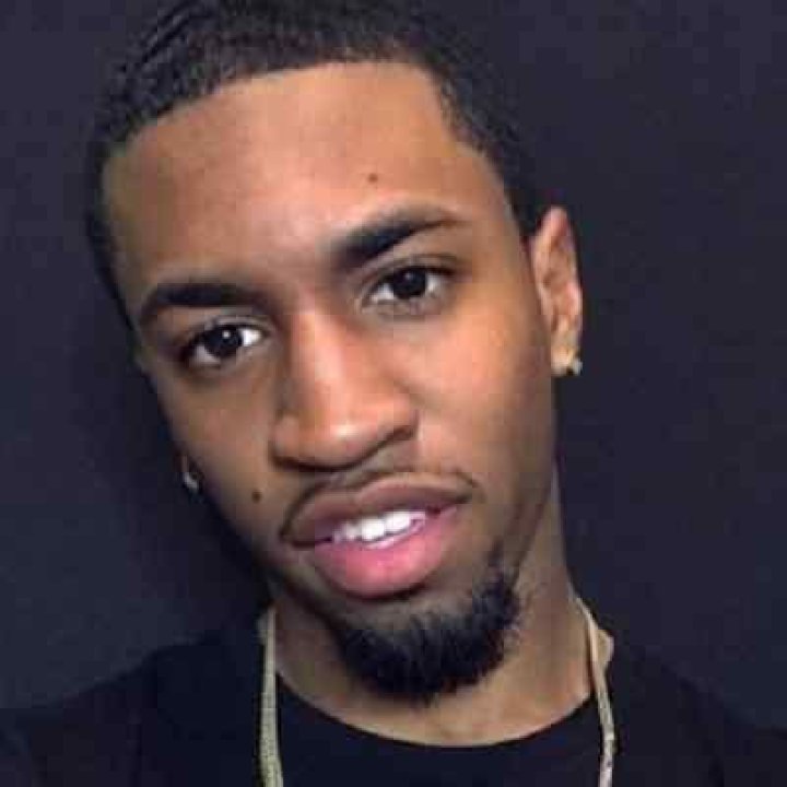 Rell Love Jones- Age, Bio, Girlfriend, Net Worth, Height, Religion