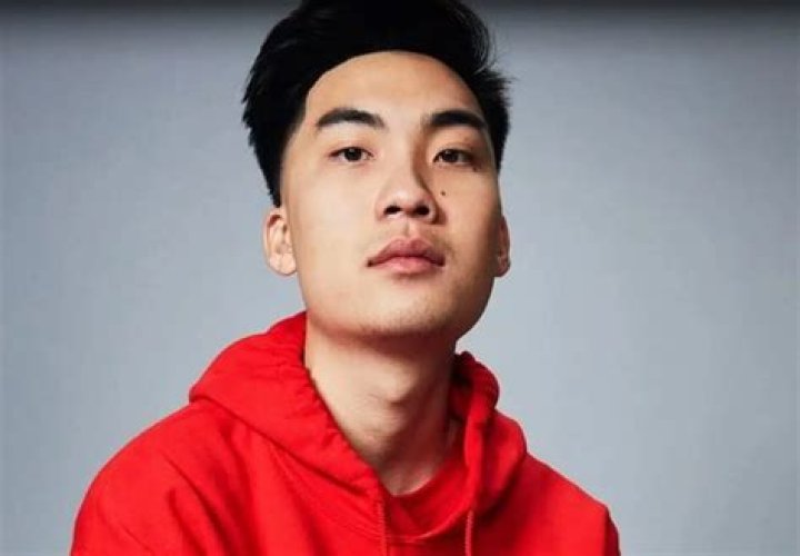 RiceGum- Age, Net Worth, Height, Girlfriend, Nationality
