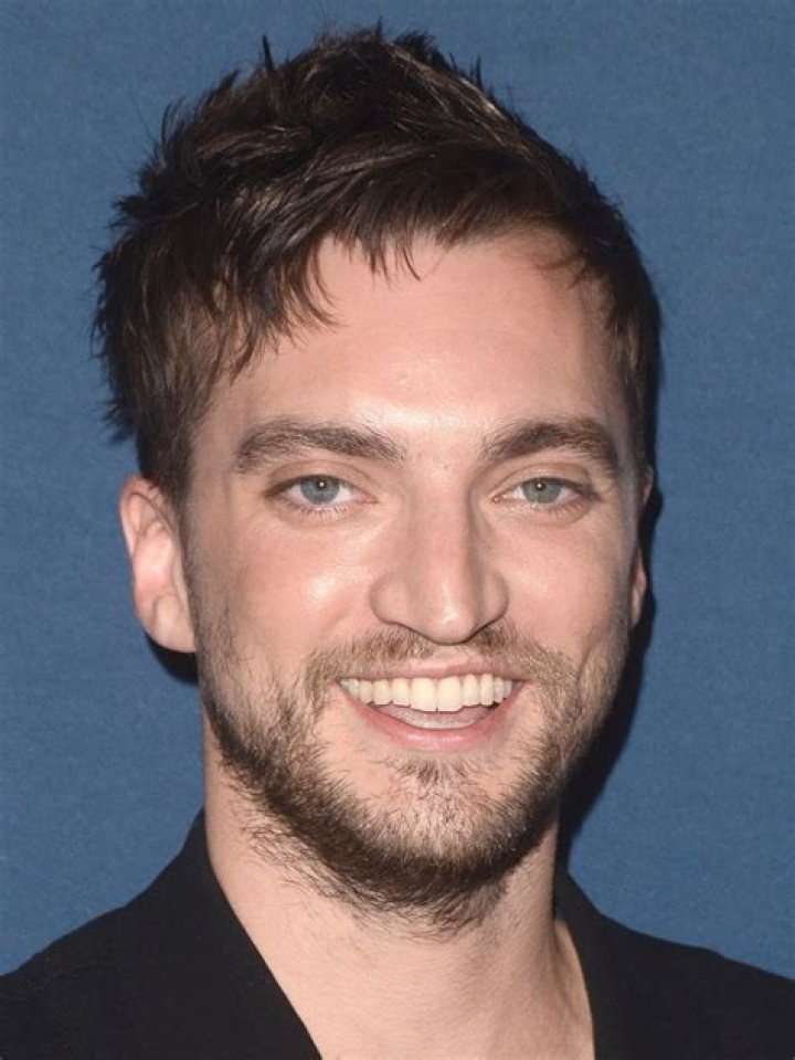 Richard Harmon- Wiki, Age, Wife, Net Worth, Height, Weight, Ethnicity