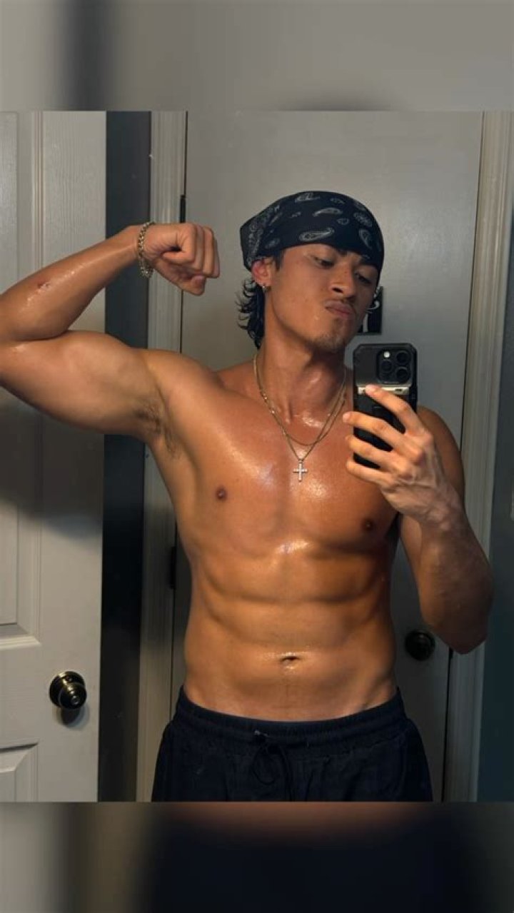 Ricky Ireland- Age, Net Worth, Height, Girlfriend, Career