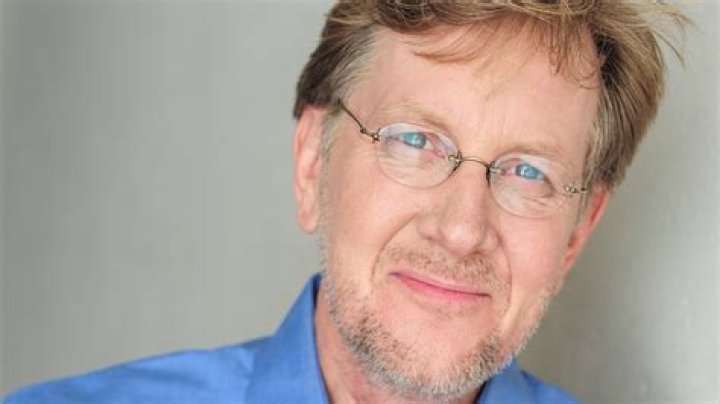 Robert Clotworthy- Everything You Need To Know About Him