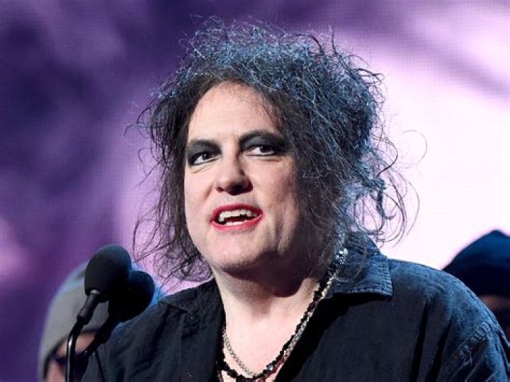 Robert Smith- Wiki, Age, Height, Net Worth, Wife, Ethnicity