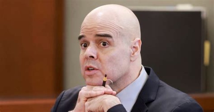 Robert Telles- Wiki, Age, Wife, Net Worth, Height, Career