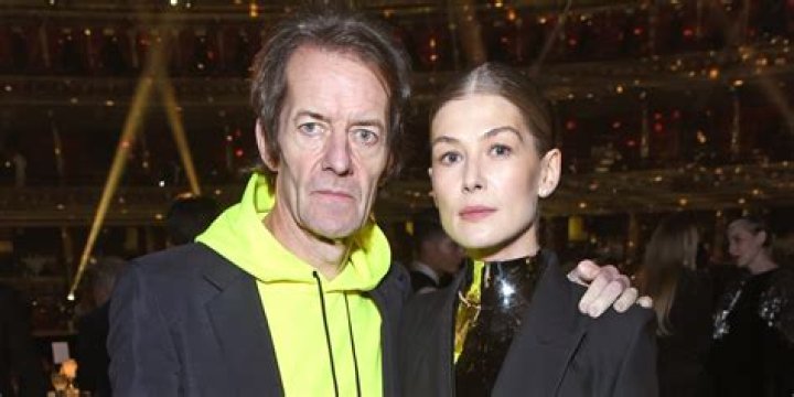 Robie Uniacke- Wiki, Age, Net Worth, Wife, Marriage, Height