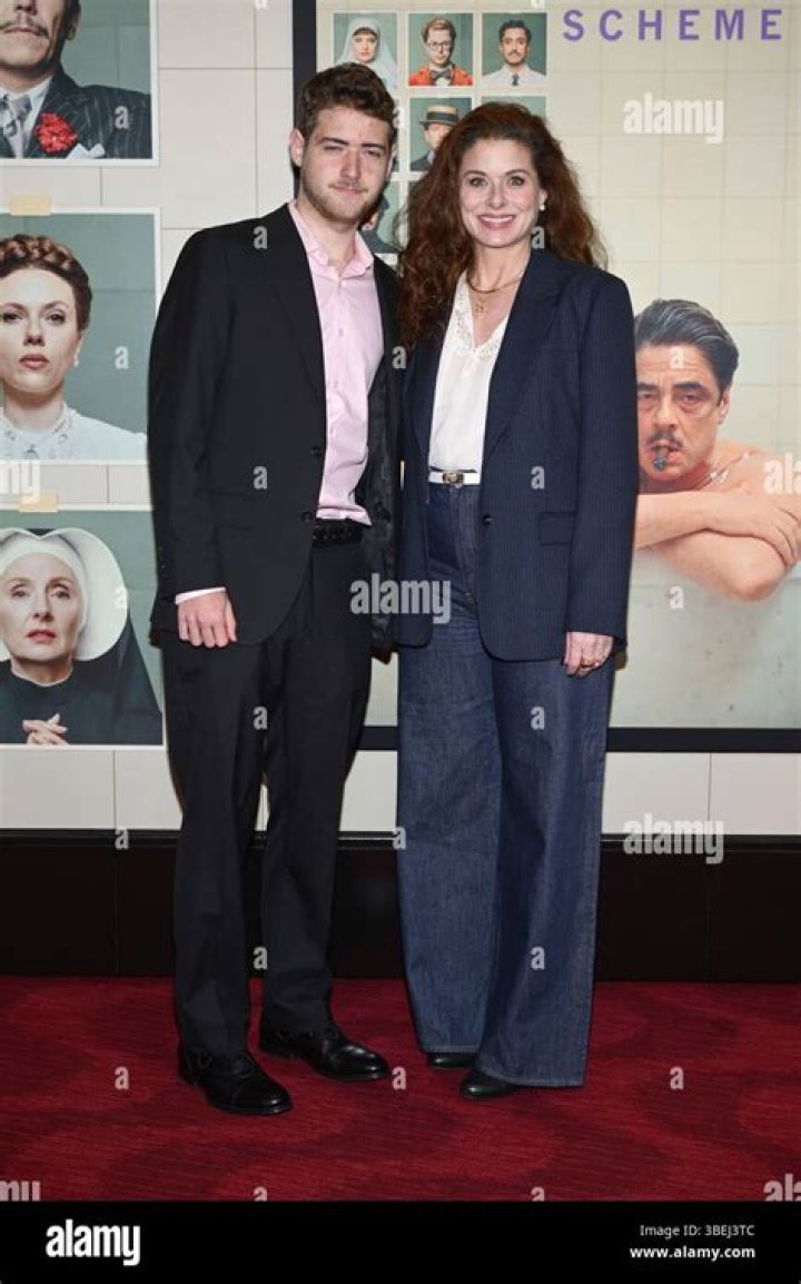 Who is Roman Walker Zelman? Wiki, Age, Height, Net Worth, Relationship, Career