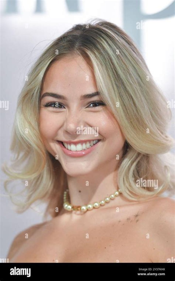 Romane Bertrand- Wiki, Age, Height, Net Worth, Boyfriend