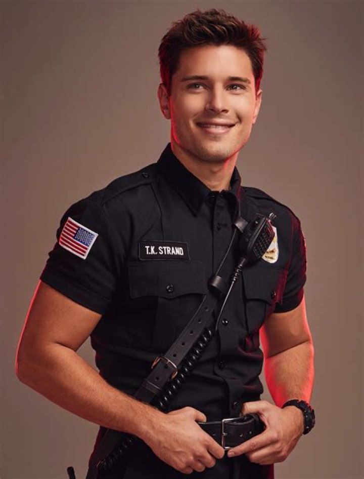 Ronen Rubinstein- Wiki, Age, Height, Net Worth, Girlfriend, Ethnicity