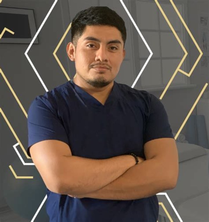 Rowan Martinez Bio, Age, Height, Net Worth, Girlfriend, Dating