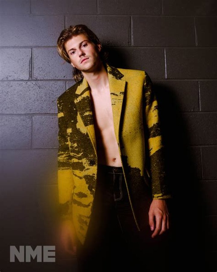 Ruel – Wiki, Biography, Age, Height, Net Worth, Girlfriend