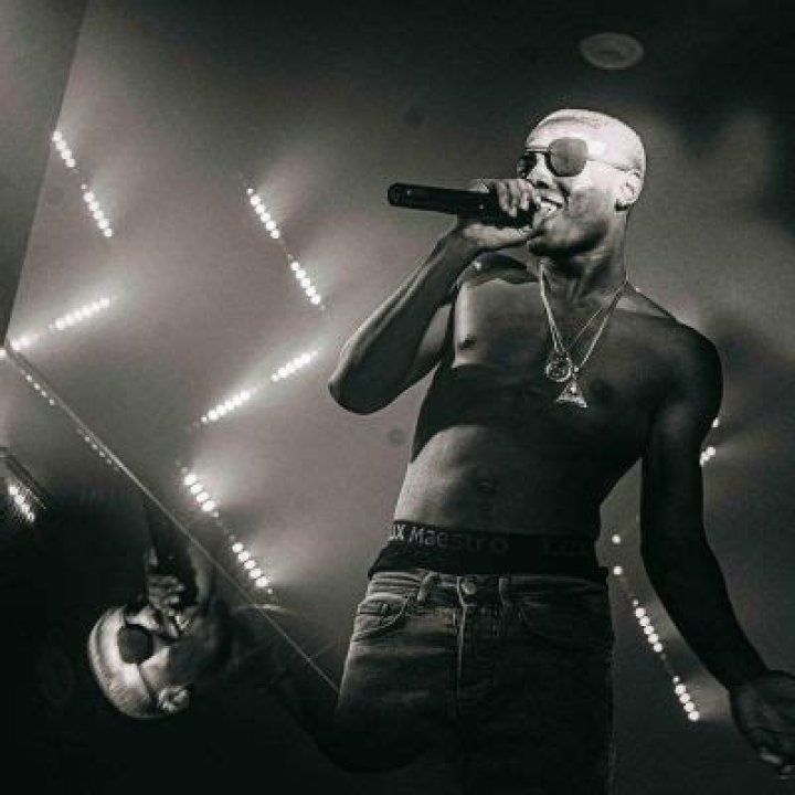 Ruger Was Sexually Assaulted By A Female Fan During His Stage Performance