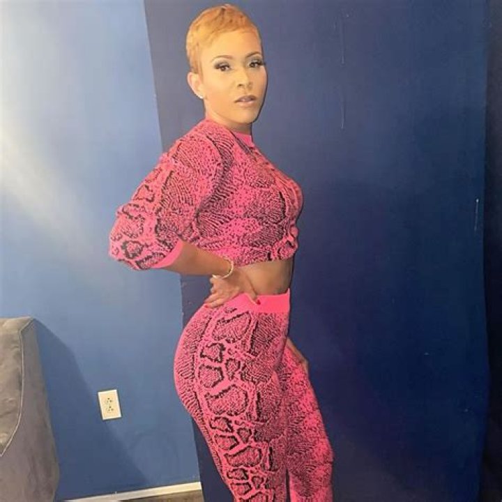 Sabrina Parr- Wiki, Age, Net worth, Relationship, Affairs, Height