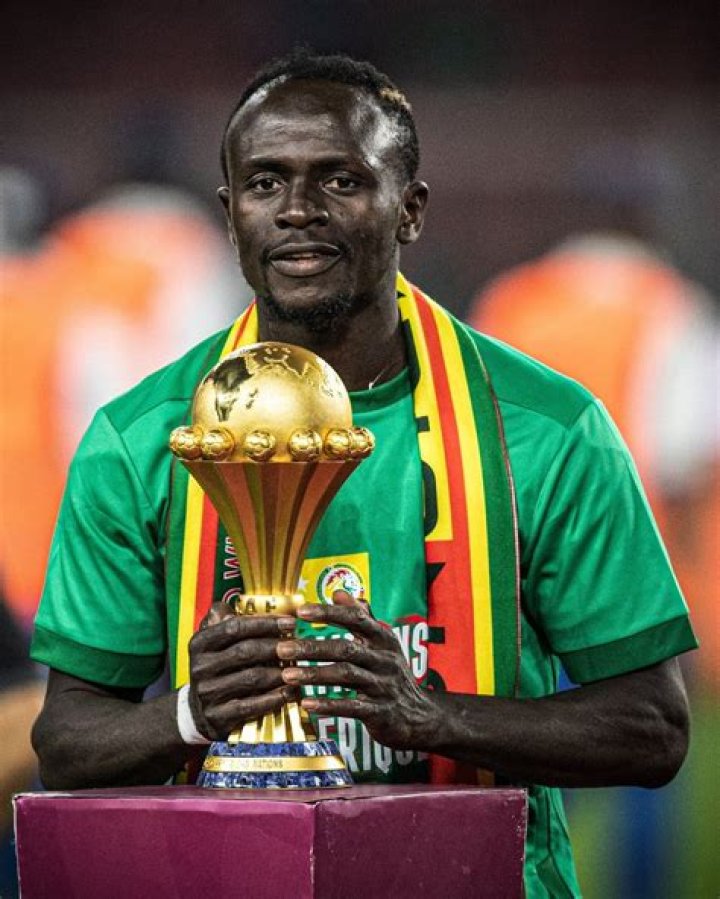 Sadio Mane- Bio, Wiki, Age, Height, Net Worth, Girlfriend, Dating