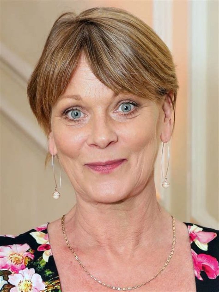 Samantha Bond- Wiki, Age, Height, Net Worth, Husband, Ethnicity