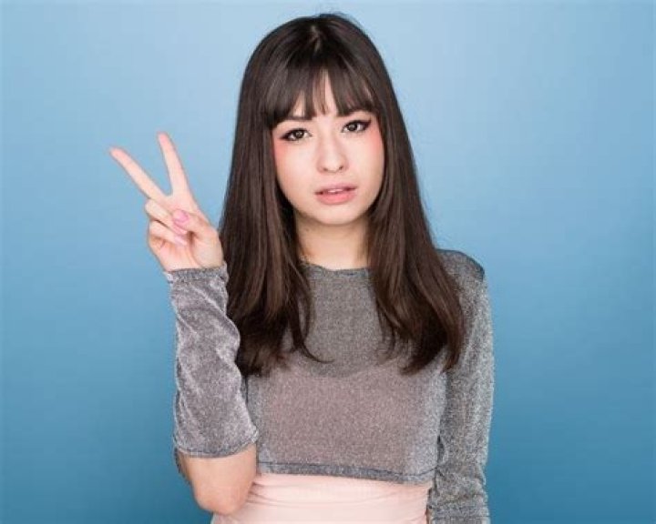 Sarah Bonito- Age, Height, Net Worth, Boyfriend, Dating