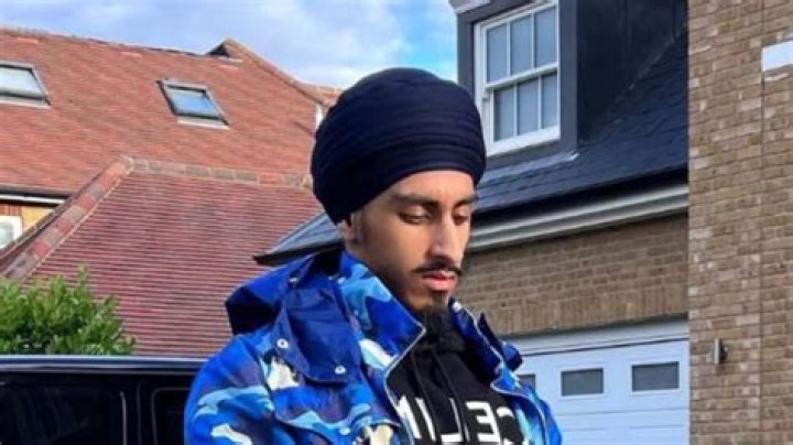 Sarbjot Johal- Wiki, Age, Height, Net Worth, Girlfriend, Ethnicity