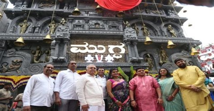 Sashi Vangapalli- Net Worth, Age, Ethnicity, Husband, Height, Career