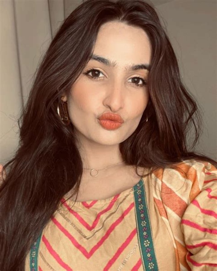 Sassy Poonam- Wiki, Age, Net Worth, Boyfriend, Ethnicity, Height