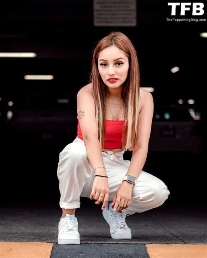 Scarday- Age, Height, Net Worth, Boyfriend, Career, Nationality