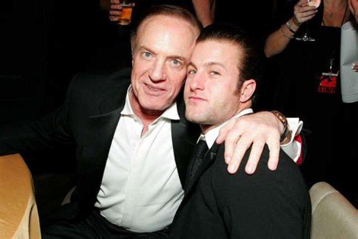 Scott Caan- Wiki, Age, Girlfriend, Net Worth, Height, Career