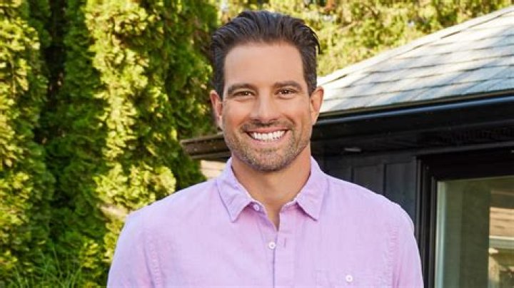 Scott McGillivray- Wiki, Age, Height, Net Worth, Wife, Ethnicity