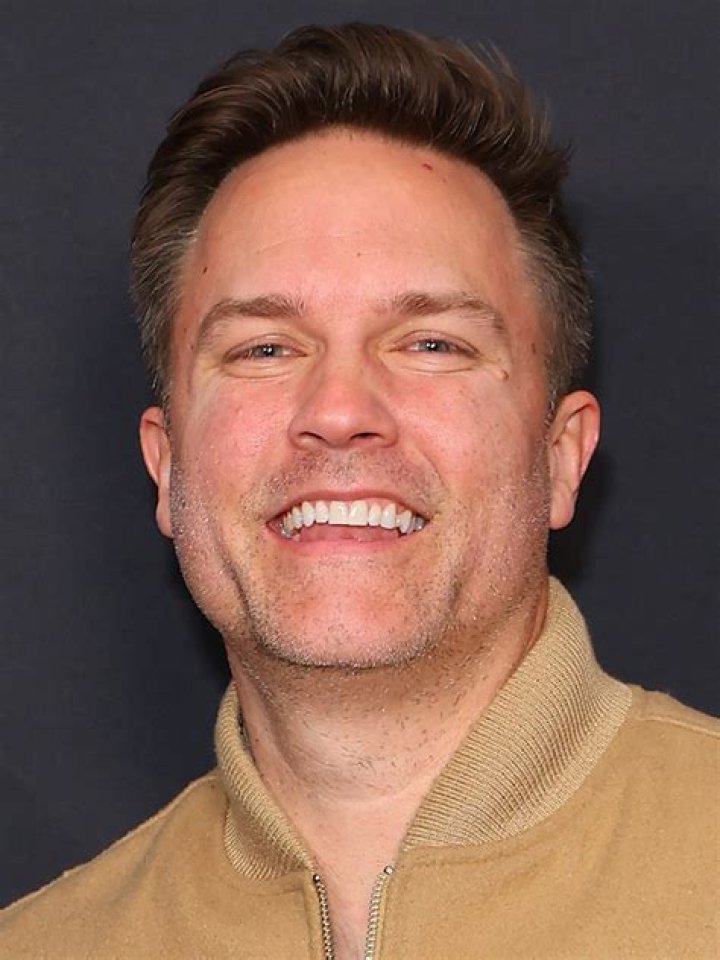 Scott Porter- Wiki, Biography, Age, Height, Net Worth, Wife