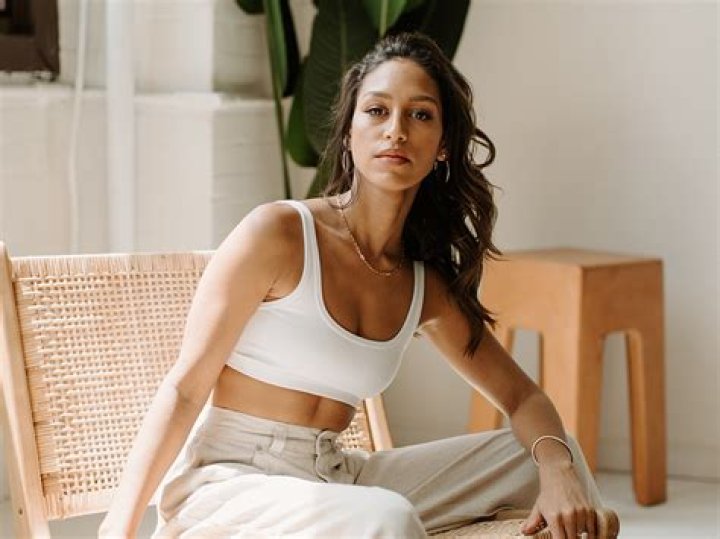 Serena Pitt- Net Worth, Bio, Age, Ethnicity, Boyfriend, Height, Career