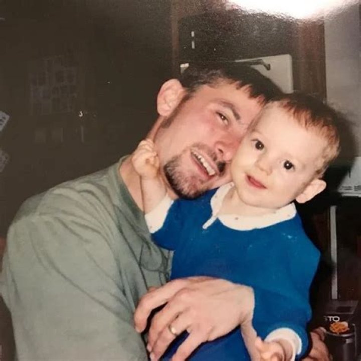 Seth Sagura- Net Worth, Bio, Age, Height, Girlfriend, Instagram, Career