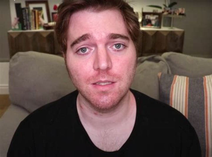 Shane Dawson- Biography, Age, Height, Net Worth, Girlfriend, Dating