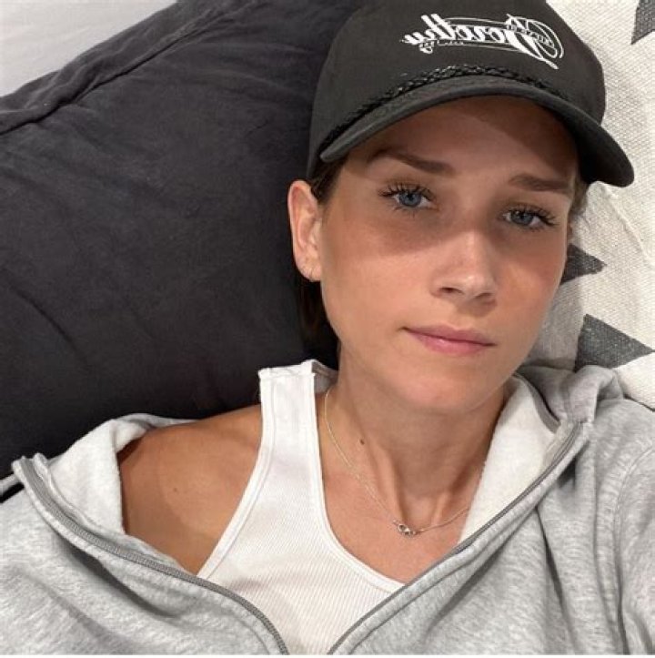 Shannon Beveridge- Bio, Wiki, Age, Height, Net Worth, Relationship