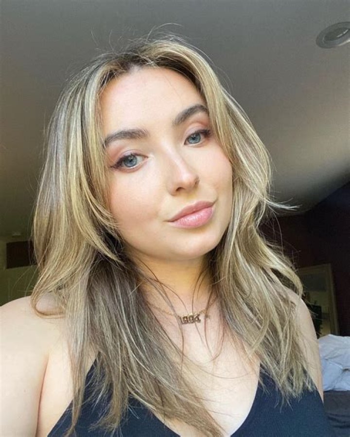 Shannon Carpenter- Wiki, Age, Height, Net Worth, Boyfriend, Ethnicity