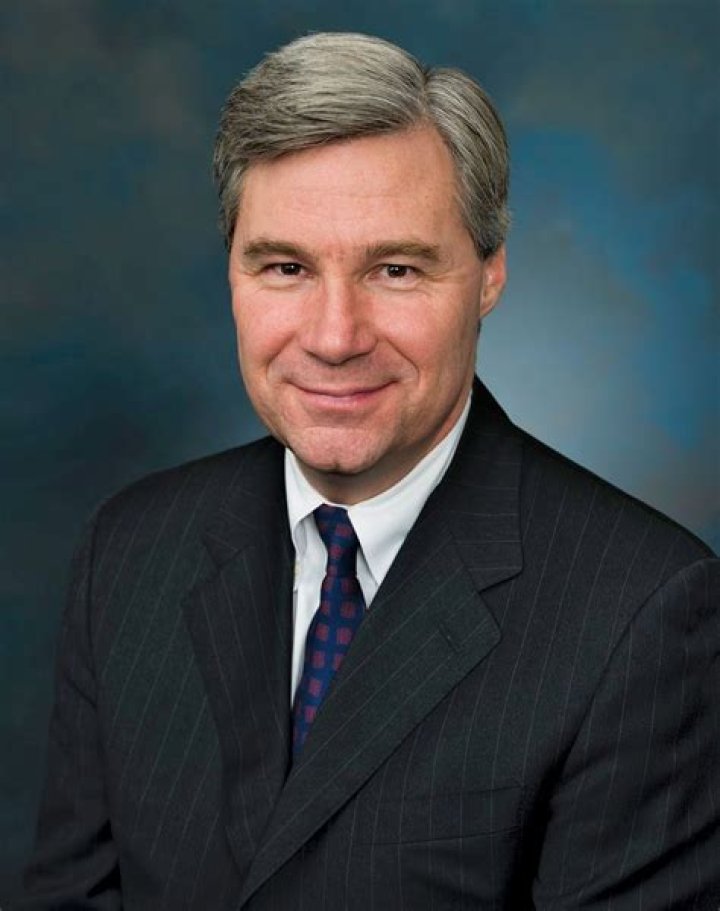 Who is Sheldon Whitehouse? Wiki, Age, Wife, Net Worth, Ethnicity, Height
