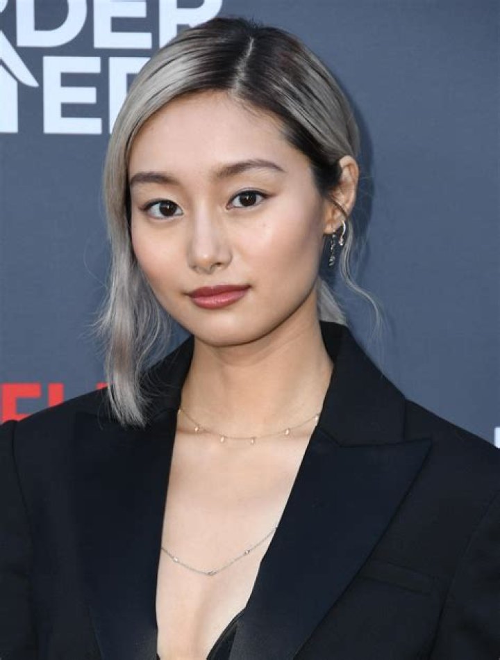 Who is Shiori Kutsuna? Wiki, Age, Height, Net Worth, Boyfriend, Career