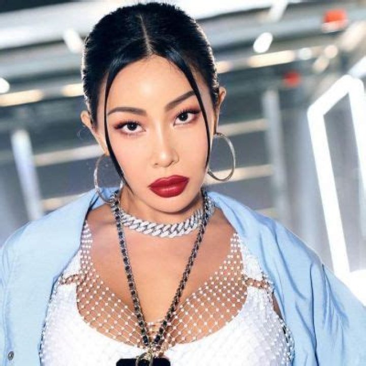 Showterview Host Jessi Stated That She Didn’t Know She Was Being Replaced From The Show