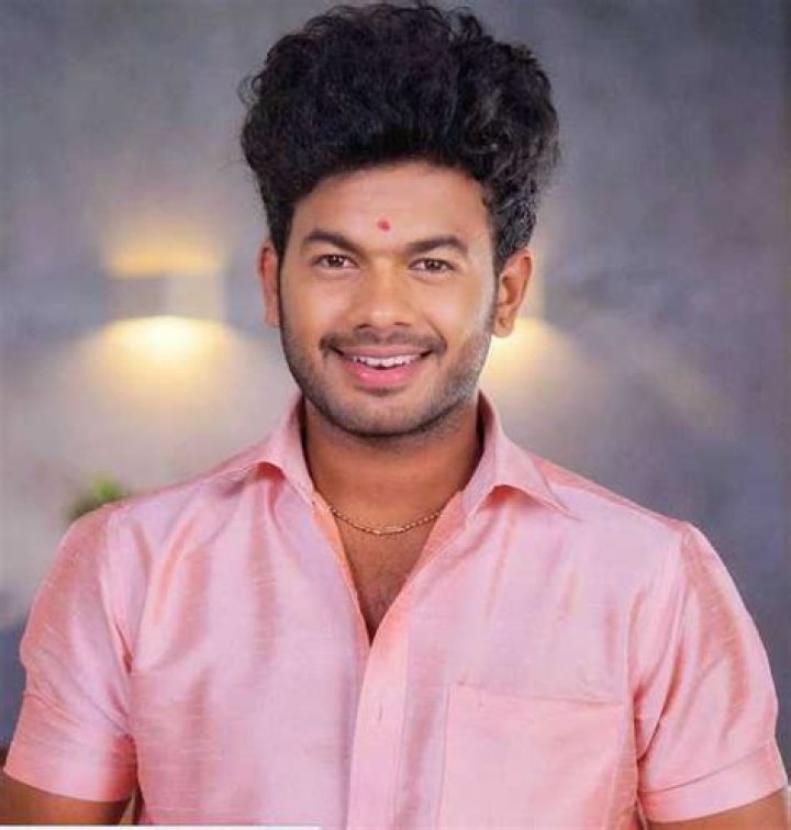 Siddu Moolimani- Wiki, Bio, Age, Height, Net Worth, Girlfriend, Ethnicity